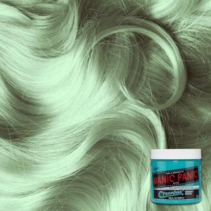 Manic Panic Creamtone Sea Nymph на волосах