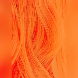 Краска для волос Iroiro 320 Neon Orange на волосах